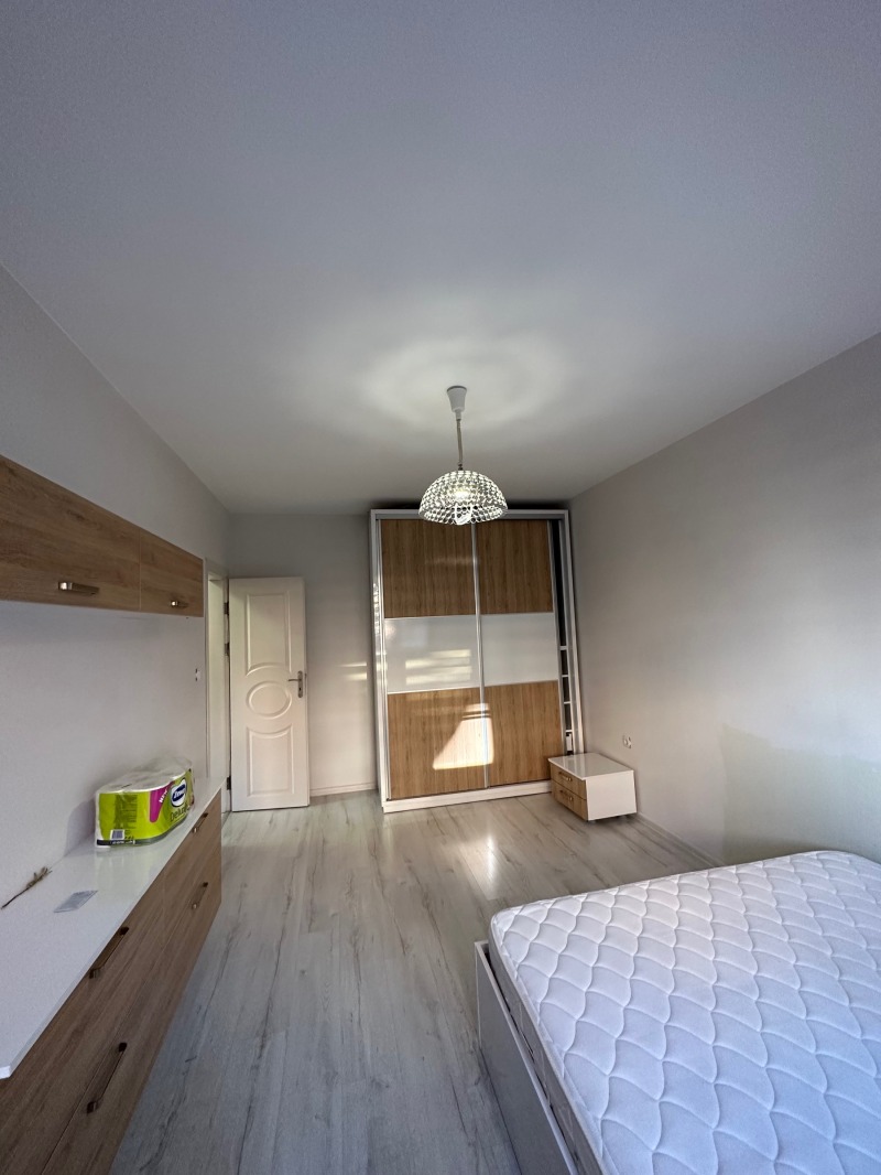 Zu vermieten  3 Schlafzimmer Sofia , Manastirski liwadi , 140 qm | 29639141 - Bild [11]