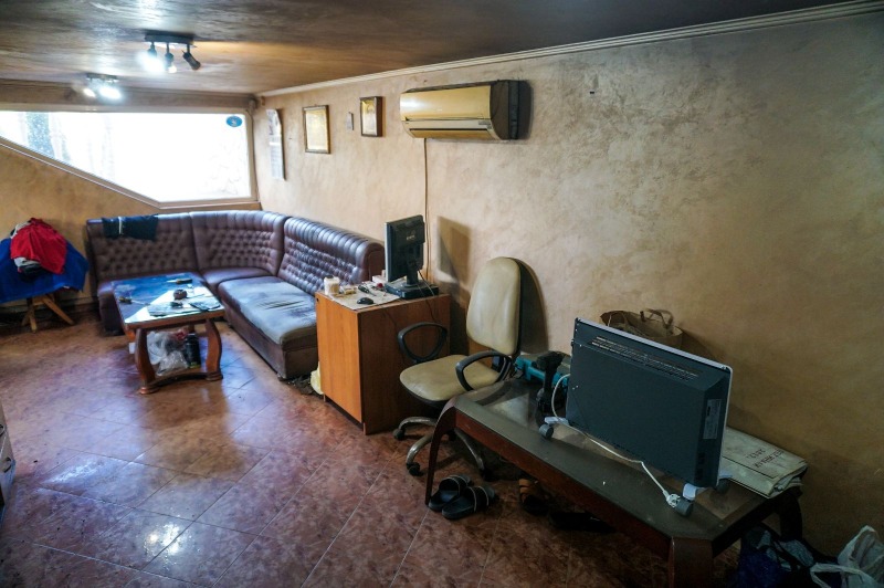 Дава под наем ПРОМ. ПОМЕЩЕНИЕ, гр. София, Кремиковци, снимка 11 - Производствени сгради - 52752806