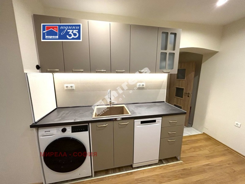 Дава под наем 2-СТАЕН, гр. София, Център, снимка 6 - Апартаменти - 53571691