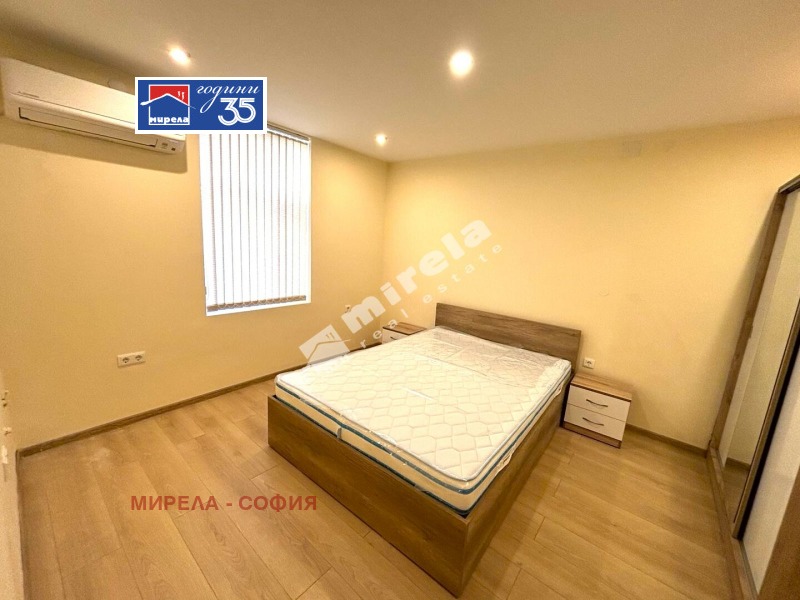 Дава под наем 2-СТАЕН, гр. София, Център, снимка 4 - Апартаменти - 53571691