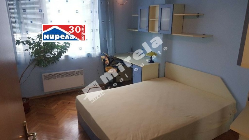 Издаје се  2 спаваће собе Велико Тарново , Центар , 115 м2 | 12497034 - слика [9]