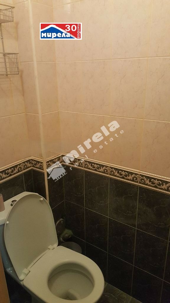 Издаје се  2 спаваће собе Велико Тарново , Центар , 115 м2 | 12497034 - слика [11]