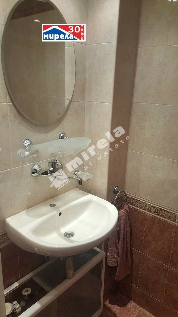 Издаје се  2 спаваће собе Велико Тарново , Центар , 115 м2 | 12497034 - слика [10]