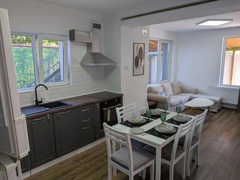 For Rent  House Floor Sofia , Iliyantsi , 90 sq.m | 51012461