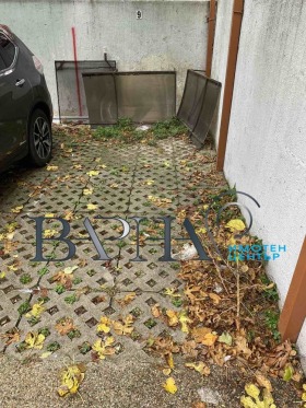 Posto auto Tsentar, Varna 1