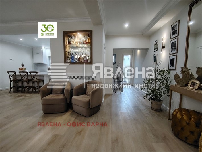Дава под наем  Къща град Варна , Гръцка махала , 266 кв.м | 24901484 - изображение [2]