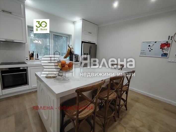 Дава под наем  Къща град Варна , Гръцка махала , 266 кв.м | 24901484 - изображение [6]