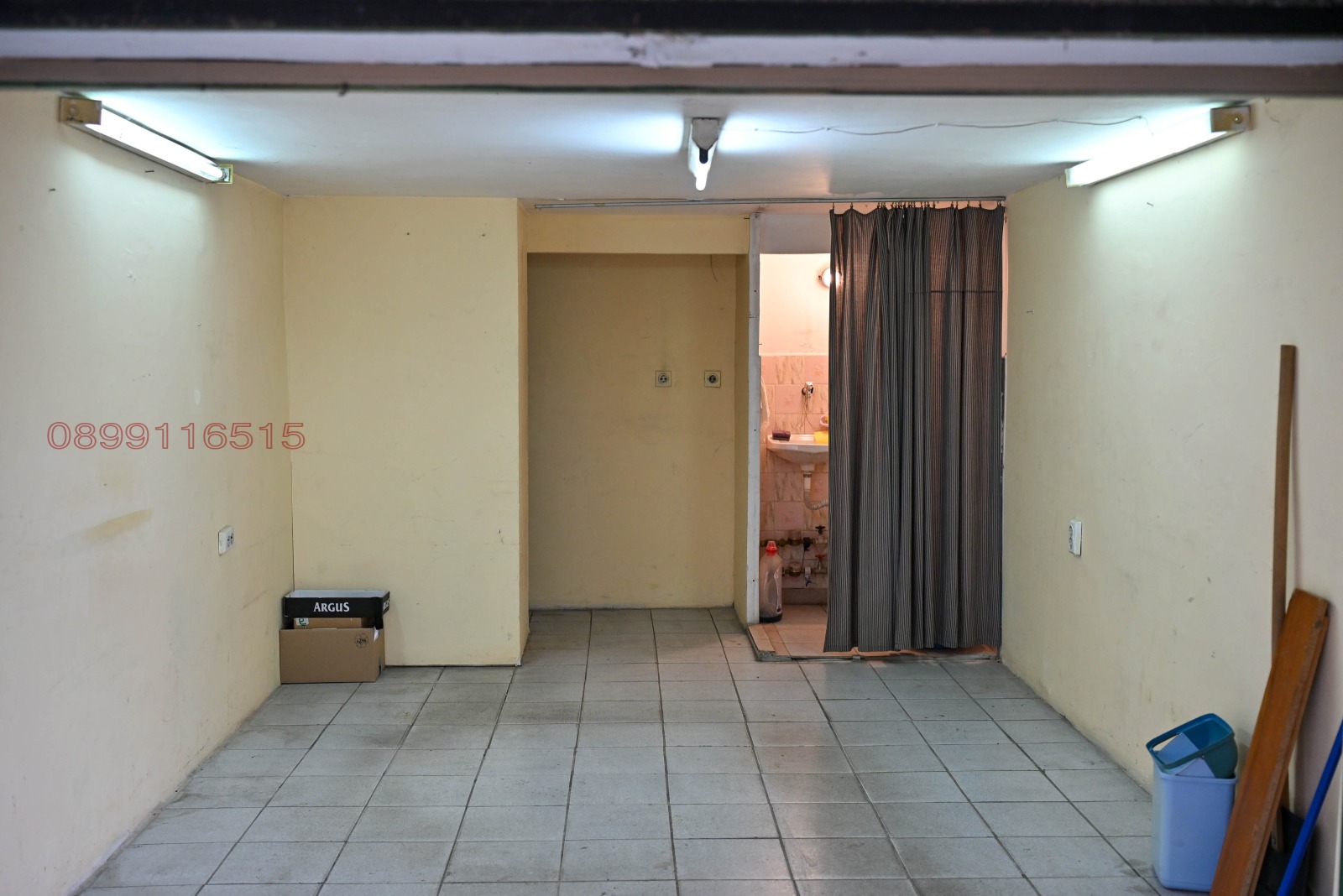 Дава под наем ГАРАЖ, ПАРКОМЯСТО, гр. Плевен, 9-ти квартал, снимка 2 - Гаражи и паркоместа - 54097409