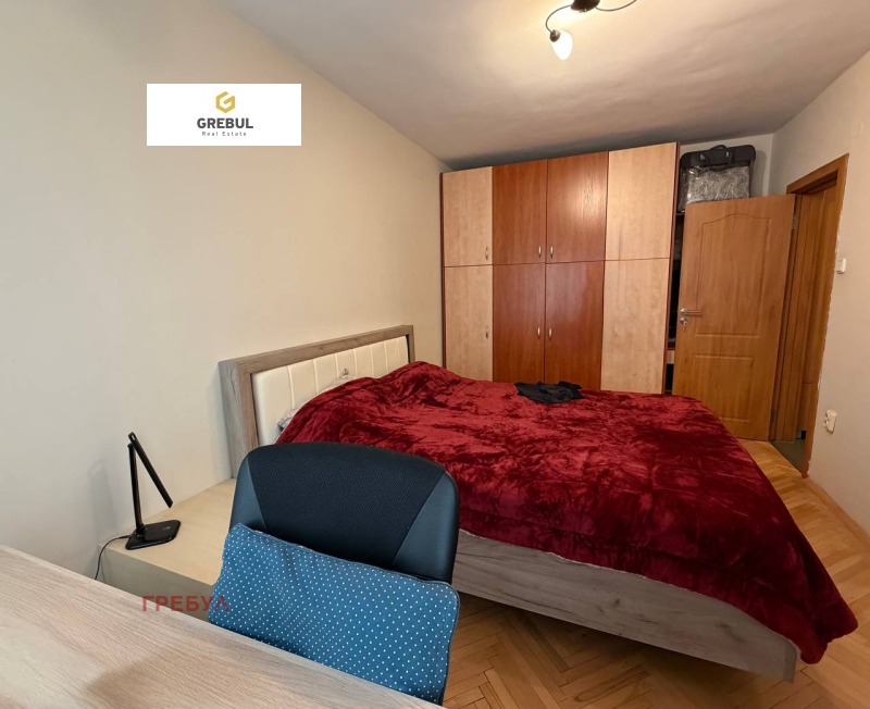 Дава под наем 2-СТАЕН, гр. София, Център, снимка 2 - Апартаменти - 53173289