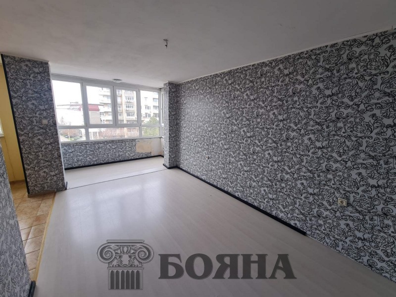 Do wynajęcia  2 sypialnie Ruse , Centar , 75 mkw | 74323642 - obraz [2]