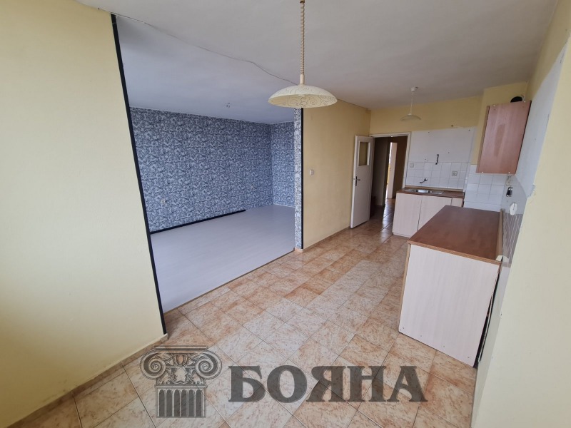 Do wynajęcia  2 sypialnie Ruse , Centar , 75 mkw | 74323642 - obraz [4]