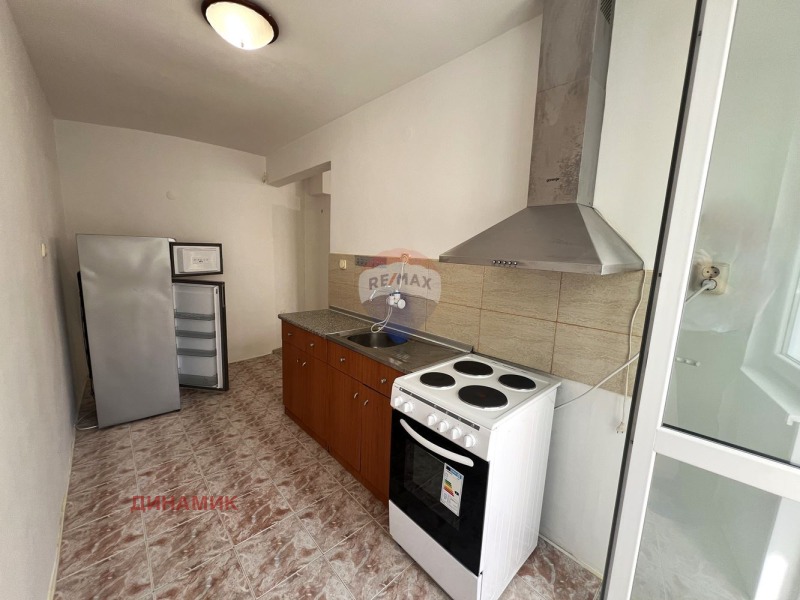 K pronájmu  1 ložnice Burgas , Centar , 88 m2 | 22218306 - obraz [3]