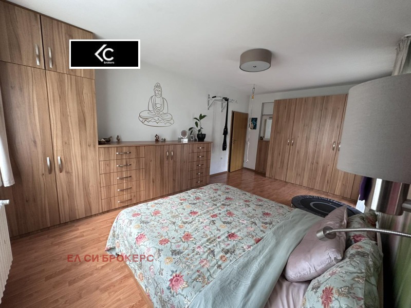 Издаје се  3 спаваће собе Софија , Борово , 146 м2 | 86834448 - слика [5]