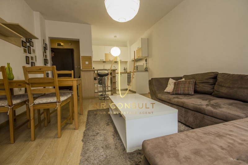 De inchiriat  1 dormitor Sofia , Bâcston , 55 mp | 83896254