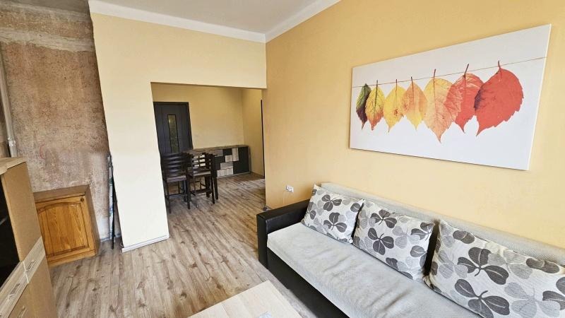 De inchiriat  1 dormitor Sofia , Țentâr , 68 mp | 12182990 - imagine [2]