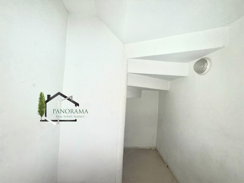 Дава под наем ОФИС, гр. Шумен, Център, снимка 2 - Офиси - 53082576