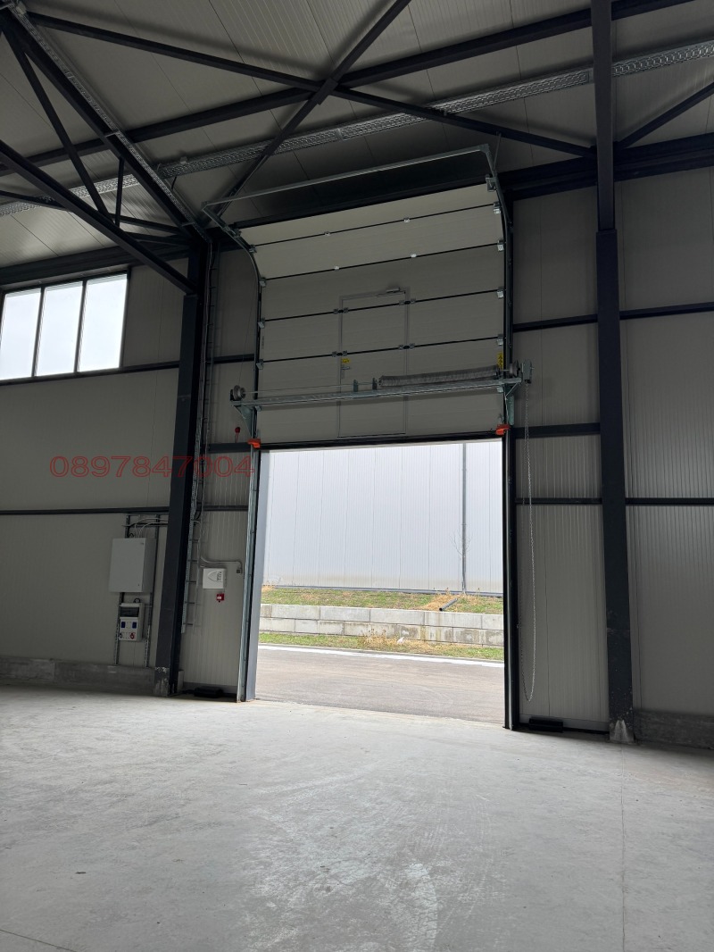 Дава под наем СКЛАД, гр. Варна, с. Тополи, снимка 5 - Складове - 53150730