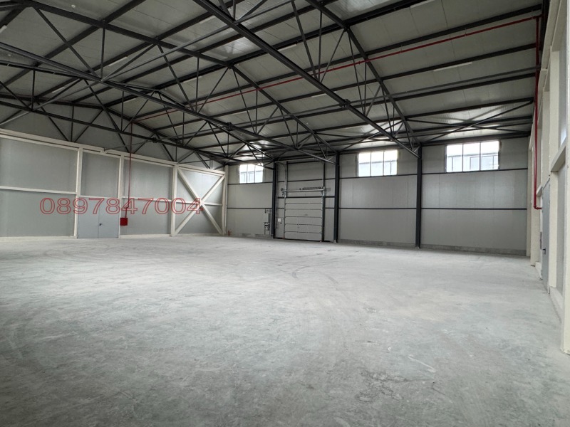 Дава под наем СКЛАД, гр. Варна, с. Тополи, снимка 2 - Складове - 53150730