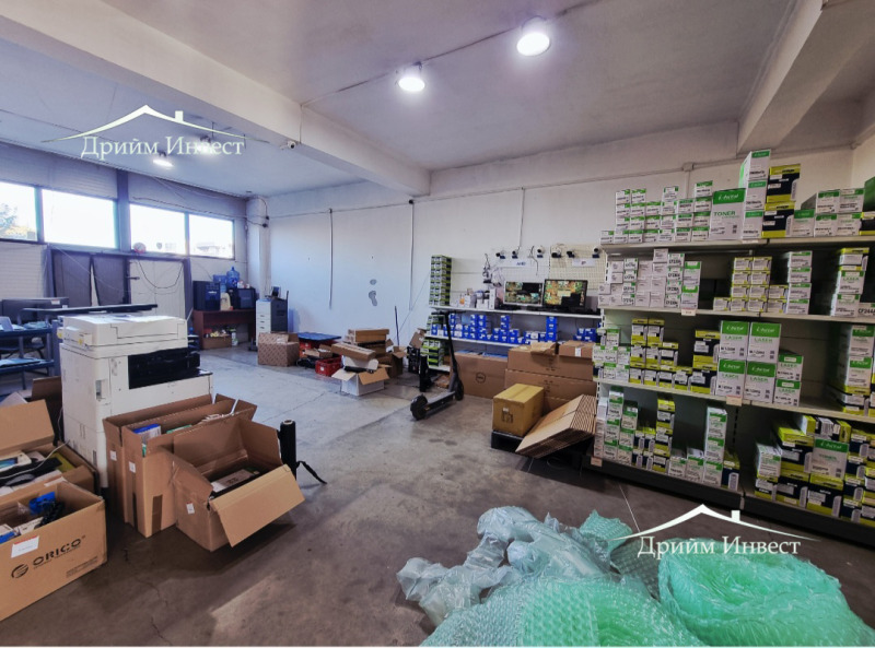 Дава под наем ПРОМ. ПОМЕЩЕНИЕ, гр. Пловдив, Индустриална зона - Север, снимка 2 - Производствени сгради - 49474628