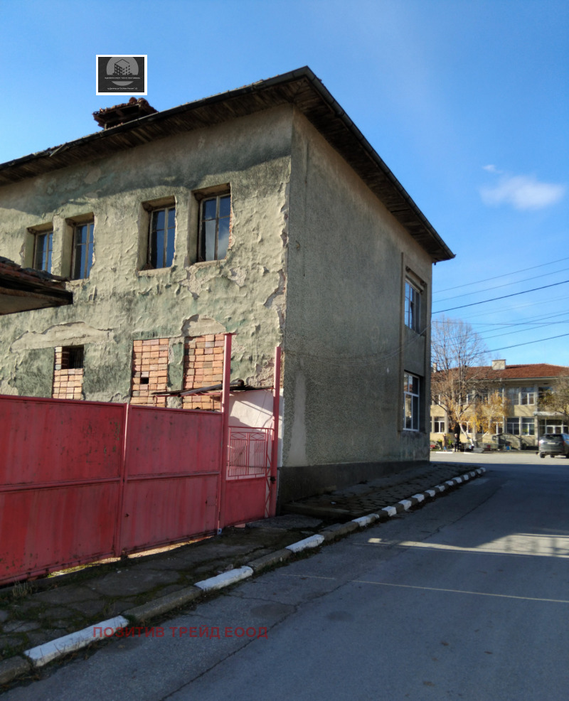 Дава под наем БИЗНЕС ИМОТ, с. Слатино, област Кюстендил