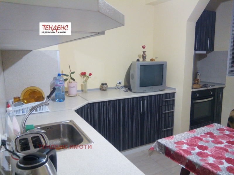 Дава под наем 2-СТАЕН, гр. Хасково, Център, снимка 2 - Апартаменти - 53169111