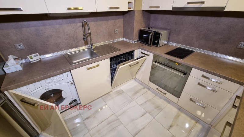 Kiralık  2 yatak odası Sofia , Centar , 130 metrekare | 46698329 - görüntü [7]