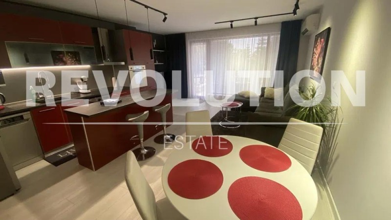 De inchiriat  2 dormitoare Varna , m-t Evcsinograd , 120 mp | 22552346