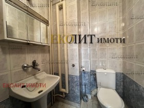 3 makuuhuonetta Geo Milev, Sofia 10
