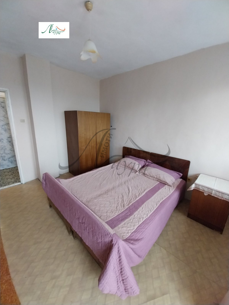 Kiadó  1 hálószoba Sumen , Dobrudzsanski , 60 négyzetméter | 32410022