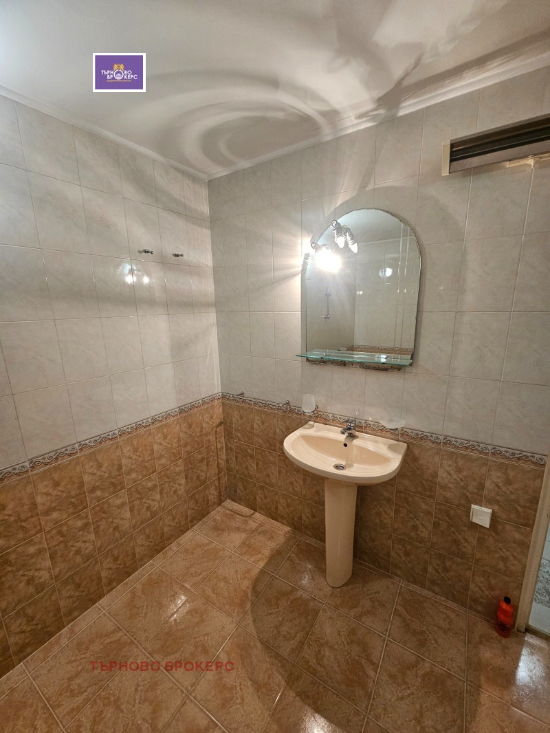 Дава под наем 3-СТАЕН, гр. Велико Търново, Център, снимка 11 - Апартаменти - 53073588