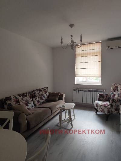 Дава под наем  3-стаен град София , Център , 80 кв.м | 17355049