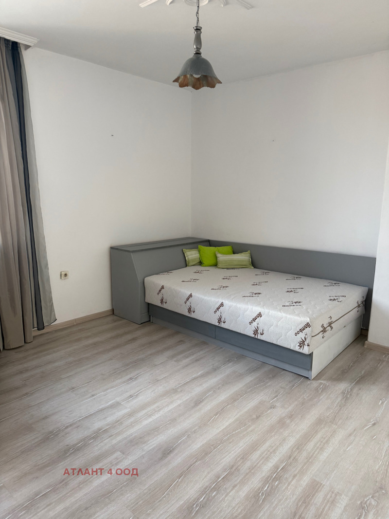 Дава под наем 4-СТАЕН, гр. Казанлък, област Стара Загора, снимка 6 - Апартаменти - 52692054