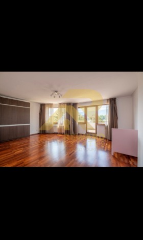 3+ bedroom Iztok, Sofia 12