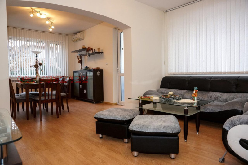 Дава под наем 3-СТАЕН, гр. Стара Загора, Център, снимка 15 - Апартаменти - 52856863