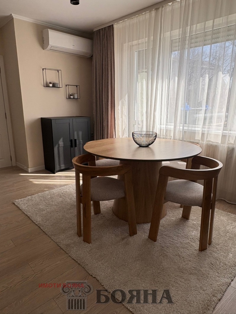 Дава под наем  3-стаен град Русе , Център , 100 кв.м | 63008730 - изображение [2]