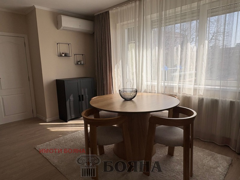 Дава под наем  3-стаен град Русе , Център , 100 кв.м | 63008730 - изображение [4]