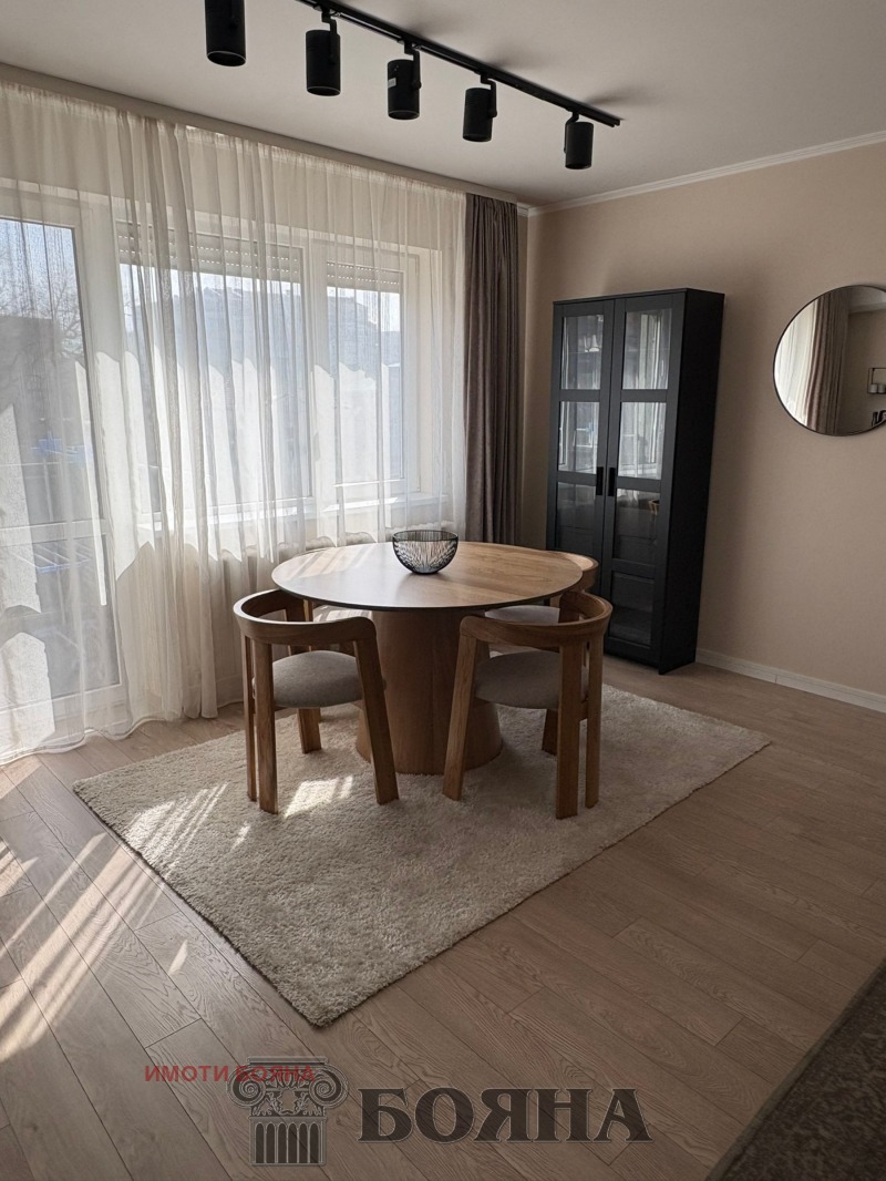 Дава под наем  3-стаен град Русе , Център , 100 кв.м | 63008730 - изображение [5]