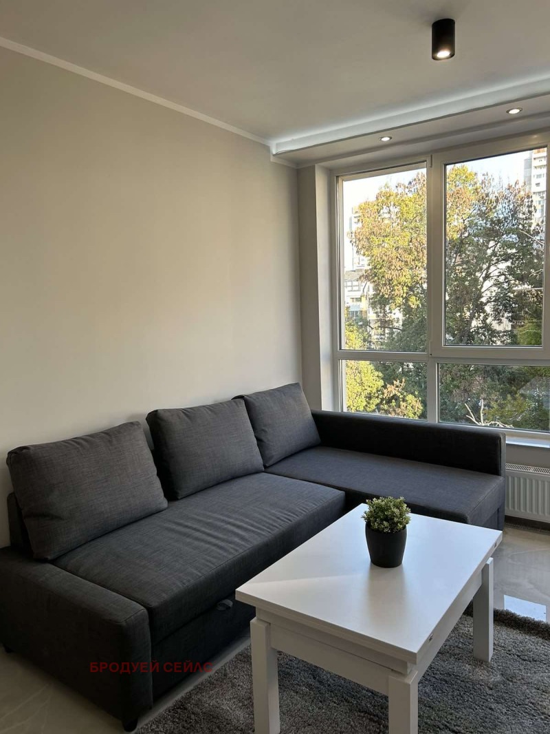 De inchiriat  1 dormitor Sofia , Zona B-19 , 60 mp | 70453529 - imagine [2]