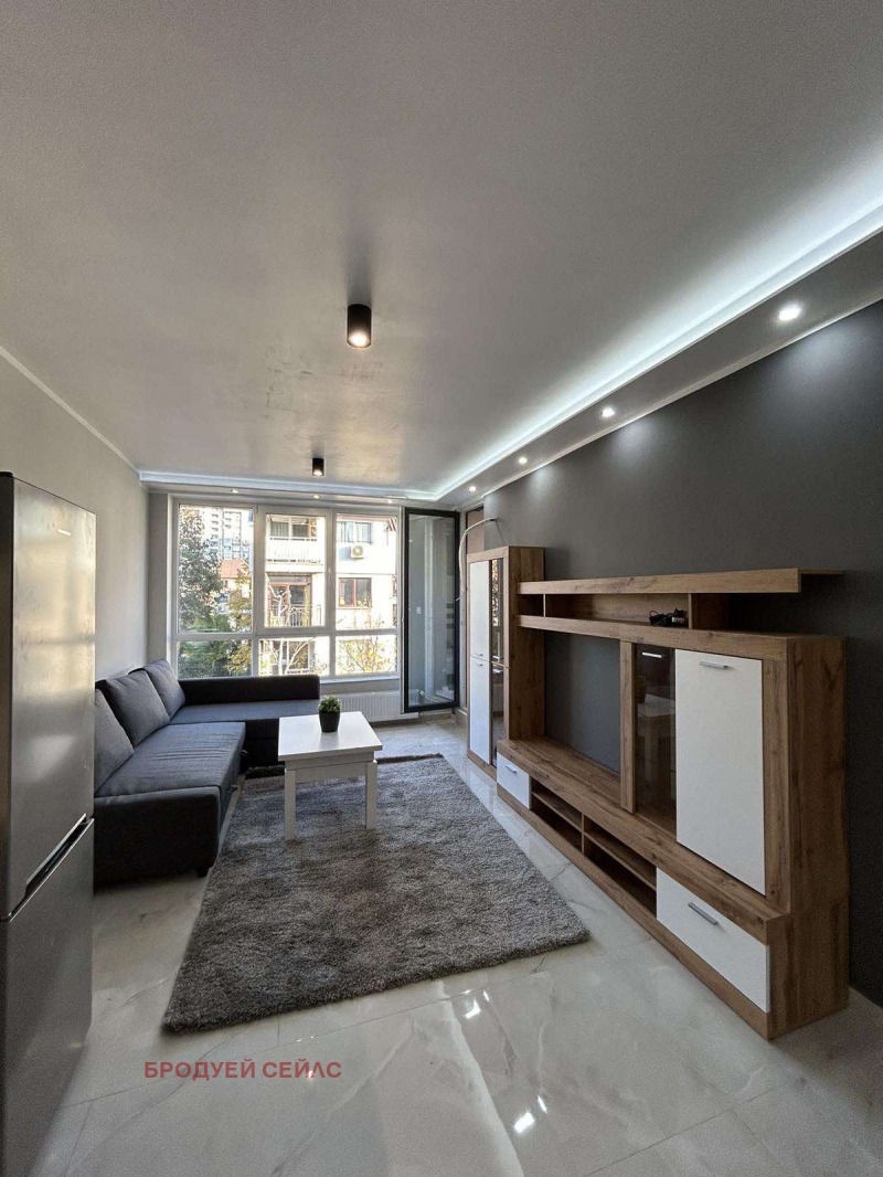 De inchiriat  1 dormitor Sofia , Zona B-19 , 60 mp | 70453529