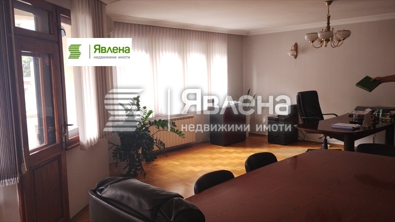 Дава под наем МНОГОСТАЕН, гр. София, Център, снимка 2 - Апартаменти - 54558625