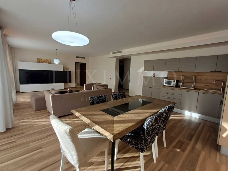 A louer  3 chambres Sofia , Lozenets , 179 m² | 87312414