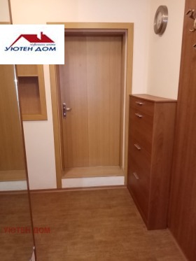 1 ložnice Centar, Šumen 3