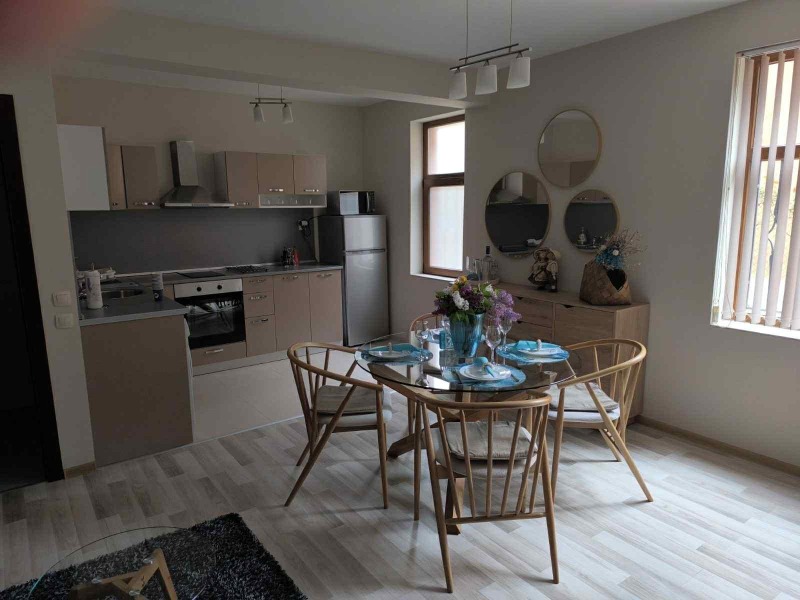Zu vermieten  2 Schlafzimmer Plowdiw , Hristo Smirnenski , 90 qm | 11068380 - Bild [2]