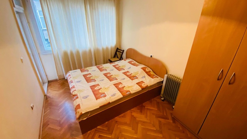 Te huur  2 slaapkamers Burgas , Vazrazjdane , 87 m² | 15537340 - afbeelding [4]