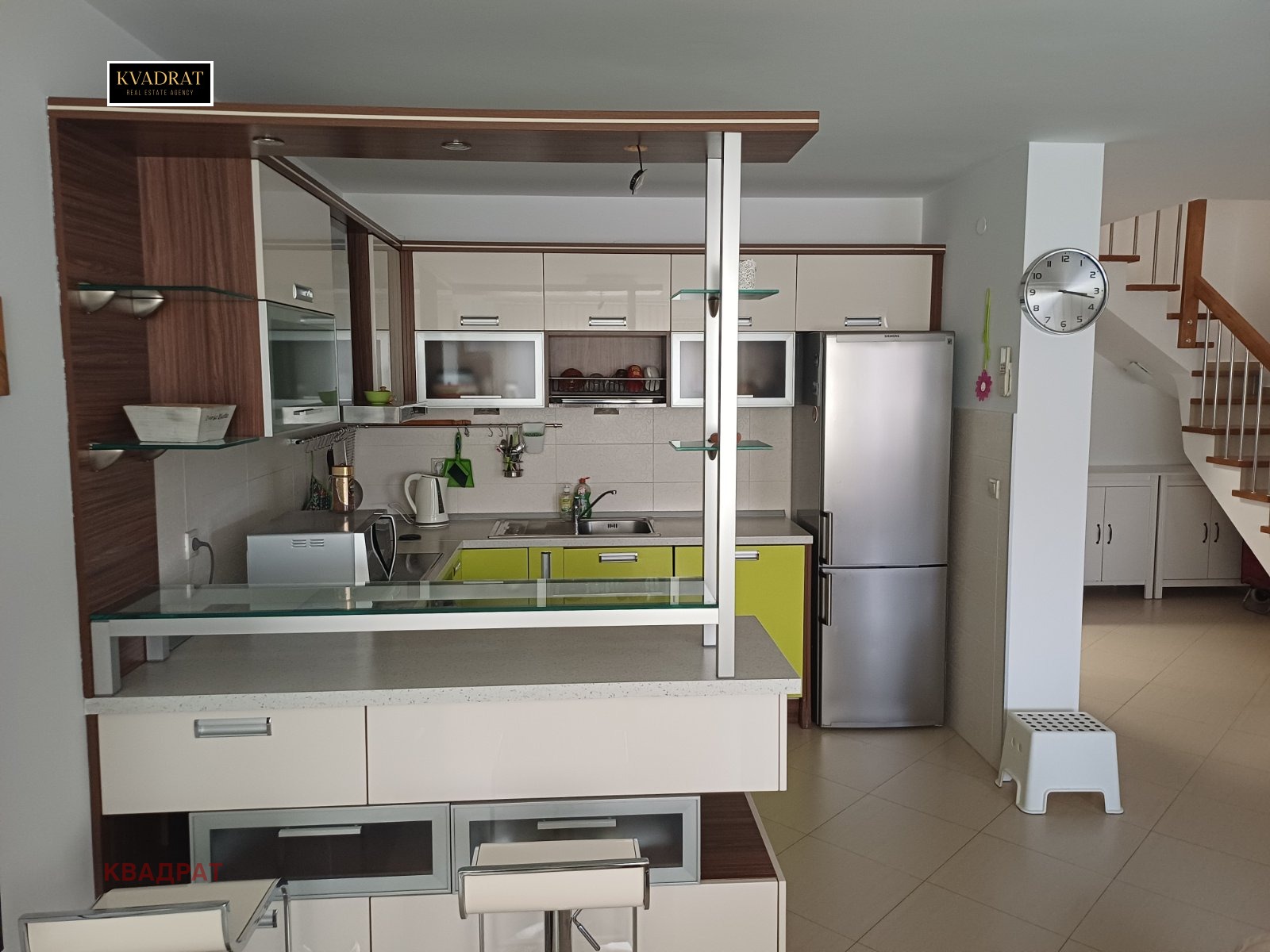 Дава под наем 3-СТАЕН, гр. София, Център, снимка 3 - Апартаменти - 53915183