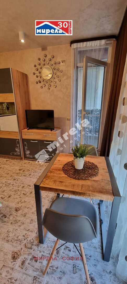 K pronájmu  Studio Sofia , Ljulin 2 , 43 m2 | 15905231