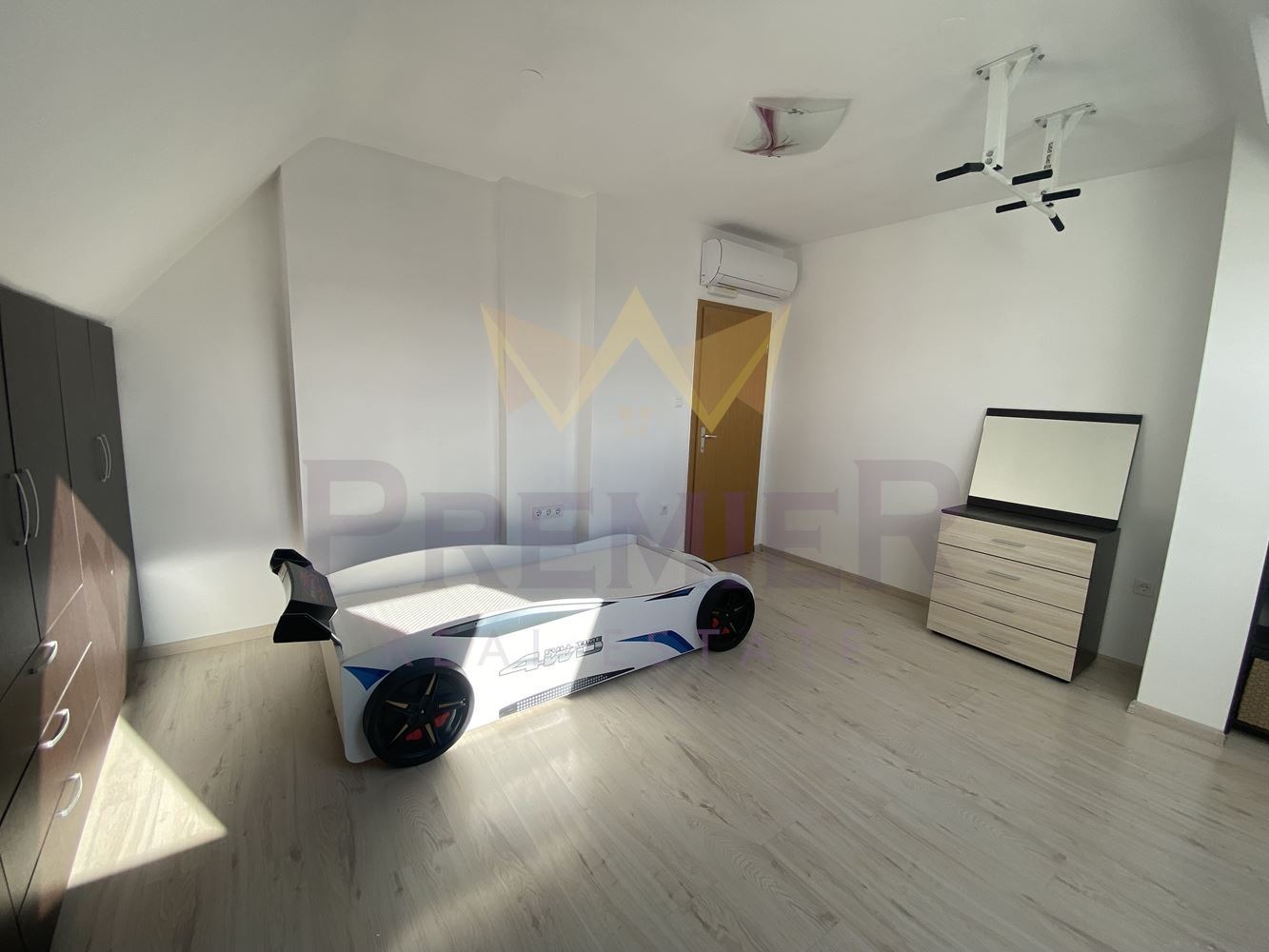 ���� ��� ���� 4-����� | Imot.bg � ����������� 7