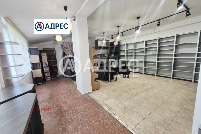 Дава под наем МАГАЗИН, гр. Варна, Левски 1, снимка 2 - Магазини - 53507613