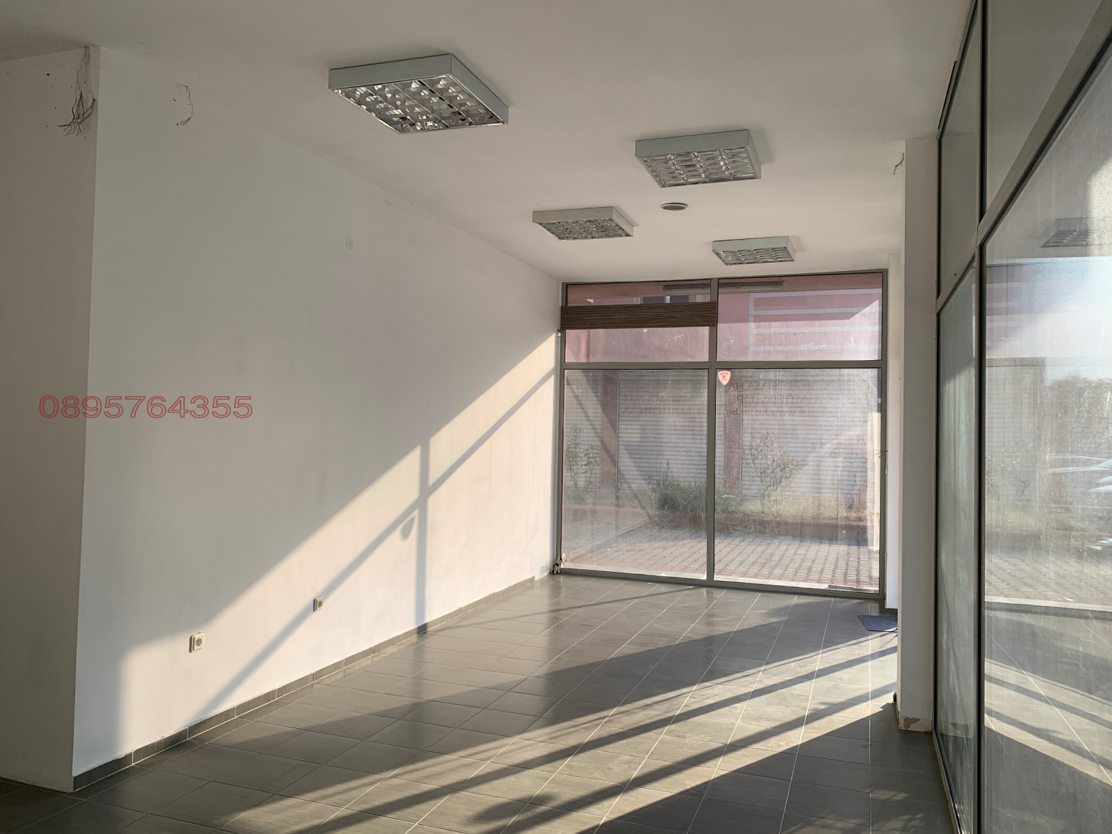 Дава под наем ОФИС, гр. Пловдив, Христо Смирненски, снимка 3 - Офиси - 54567409