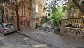 Издаје се Паркинг простор